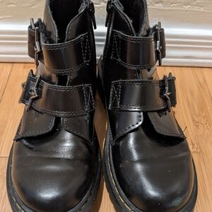 Dr. Martens Black Devon Bex boots, youth size 3 (UK2)